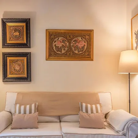 Apartamento Aires De Santa Cruz Seville Exterior photo